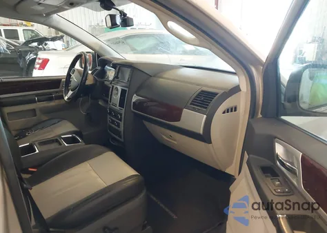 2010 Chrysler Town & Country Touring Plus from USA, damaged, VIN 2A4RR8D19AR480359